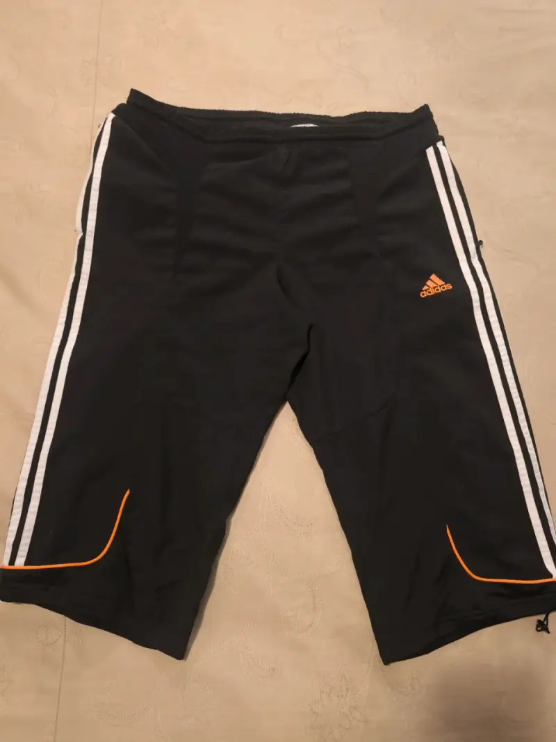 Pantalón deportivo Adidas negro3/4 - 2