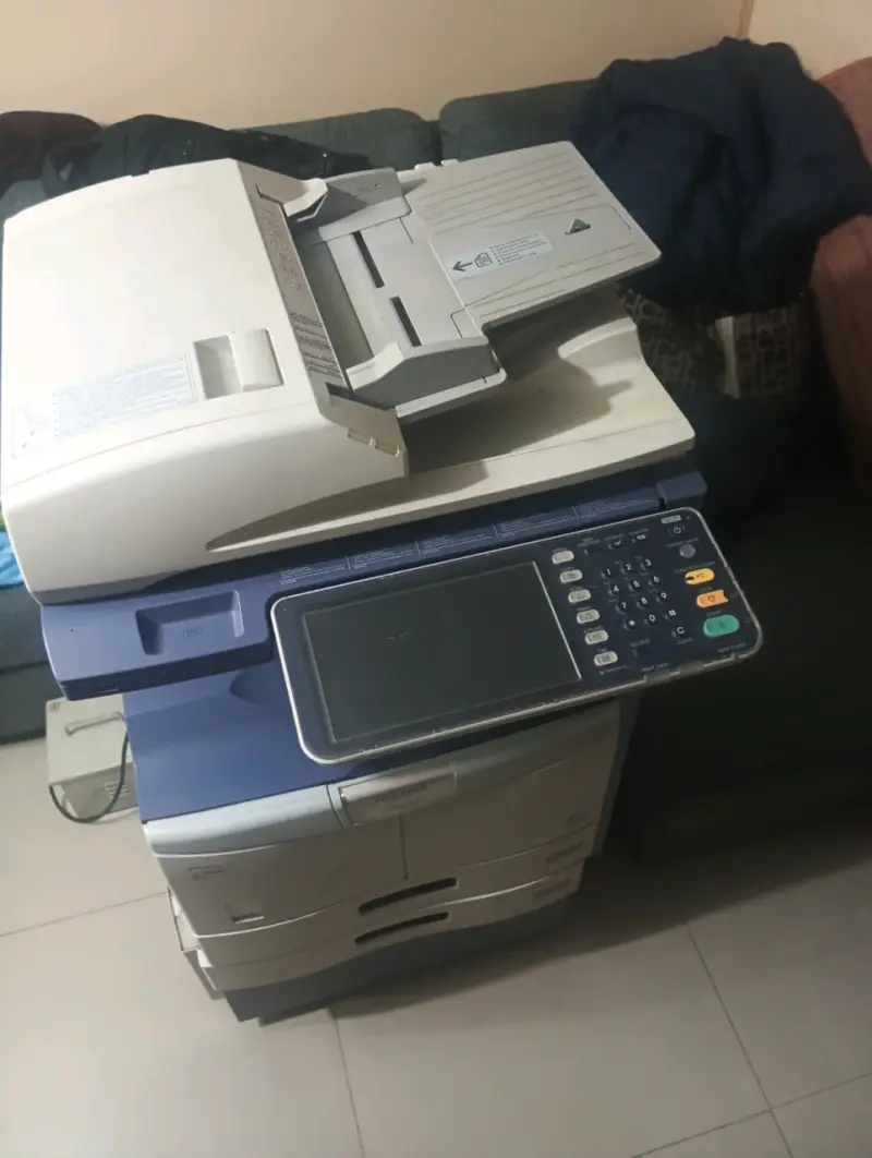 Fotocopiadora Toshiba e-STUDIO - 3
