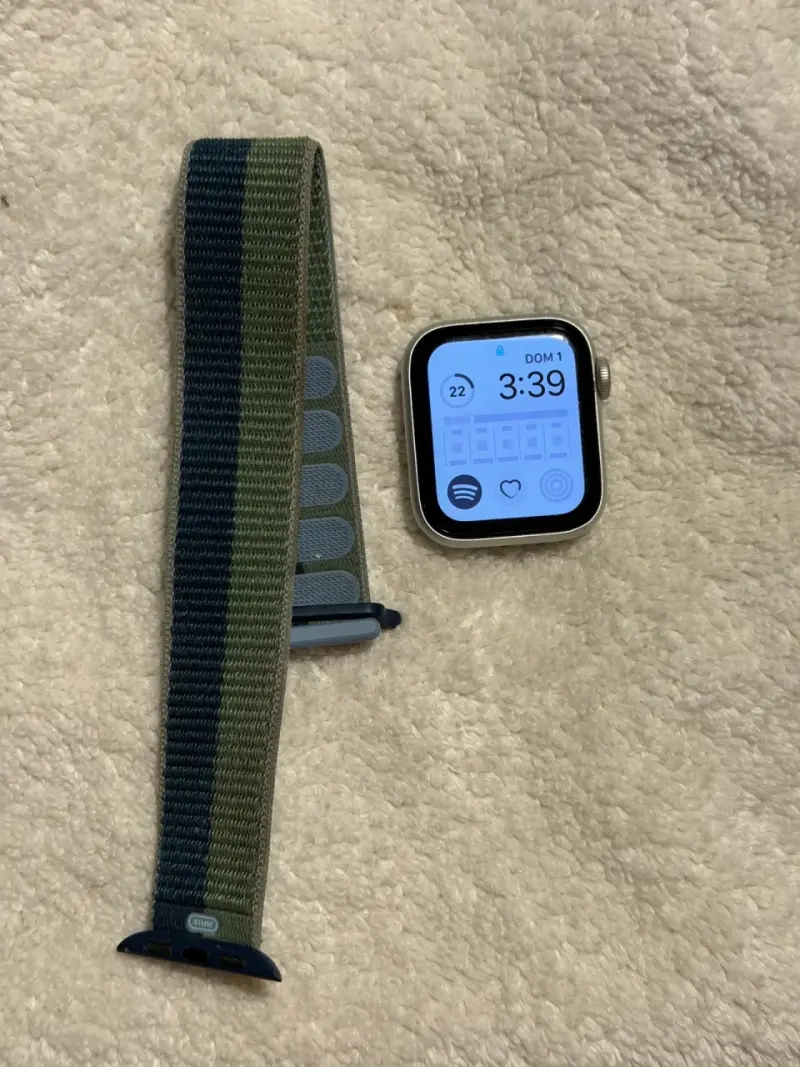 Apple Watch SE 40 mm - 2