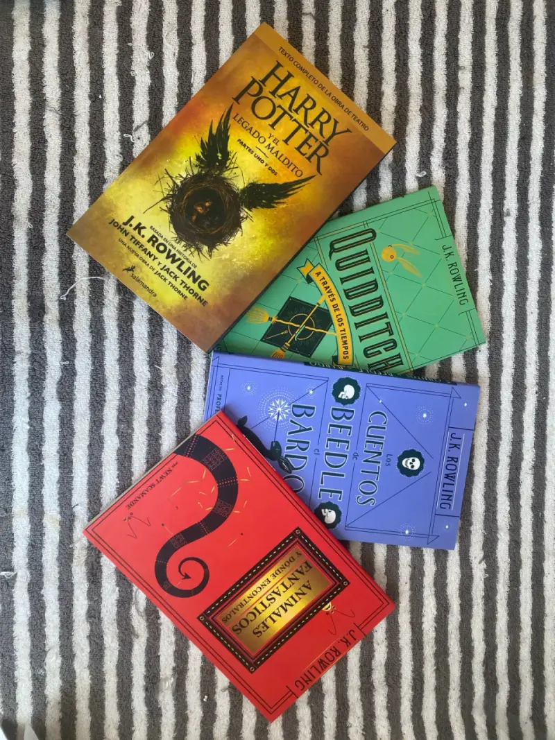 Set de libros Harry Potter y más - 1