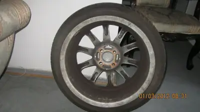 Llanta radial con desgaste - miniatura 3