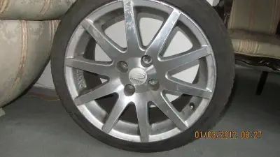 Llanta radial con desgaste - miniatura 4
