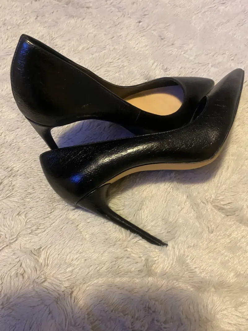 Tacones negros elegantes - 3
