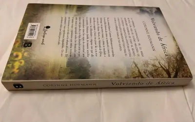 Libro Volviendo de África, Corinne Hofmann - miniatura 4