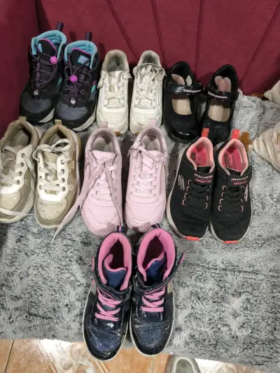 Lote de zapatillas infantiles - miniatura 1