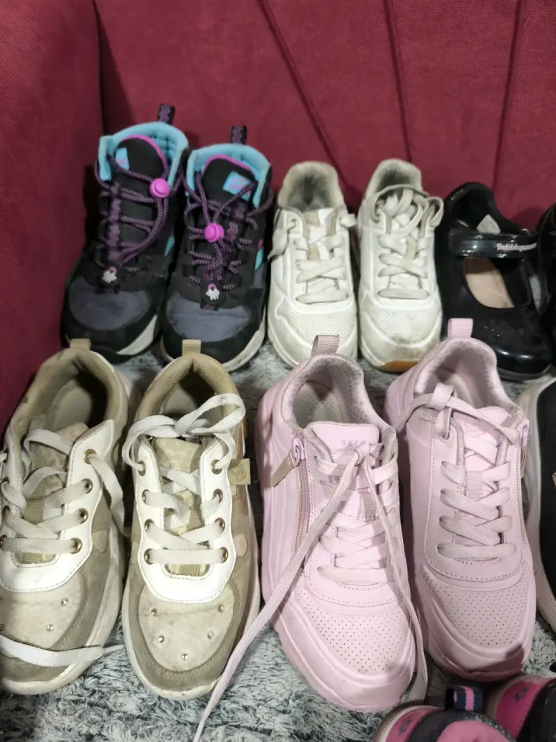 Lote de zapatillas infantiles - 4