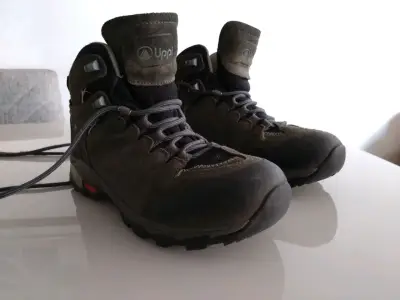 Botas de trekking Lippi niño/a en buen estado - miniatura 1