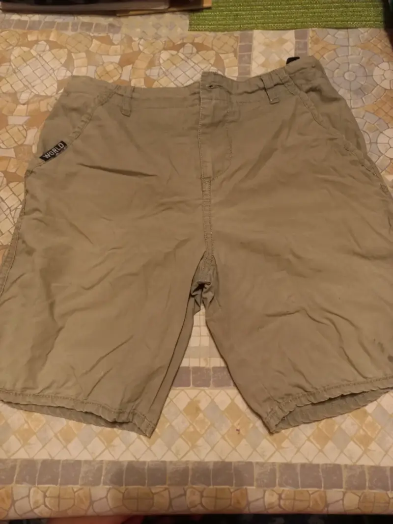 Shorts beige estilo casual - 1