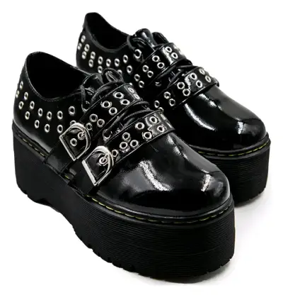 Zapatos negros con plataforma estilo charol - miniatura 2