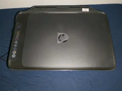 Impresora multifuncional HP negra - miniatura 1