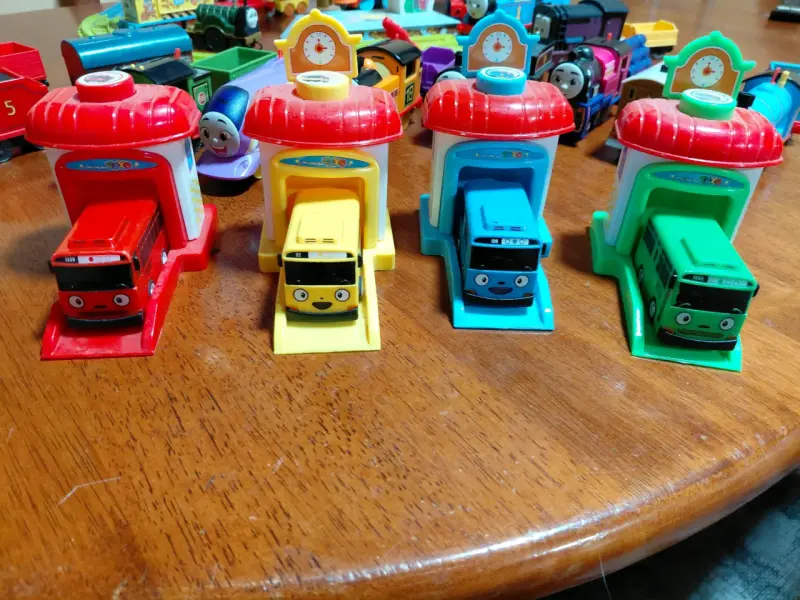 Set de mini buses tayo