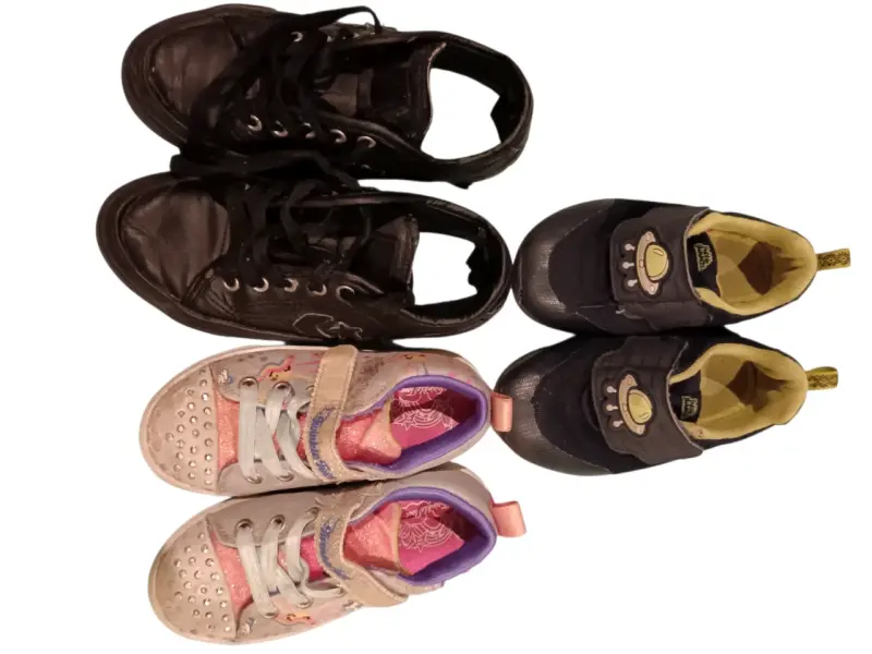 Lote de zapatillas infantiles