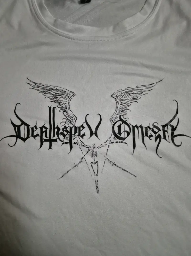 Polera blanca con diseño - 3