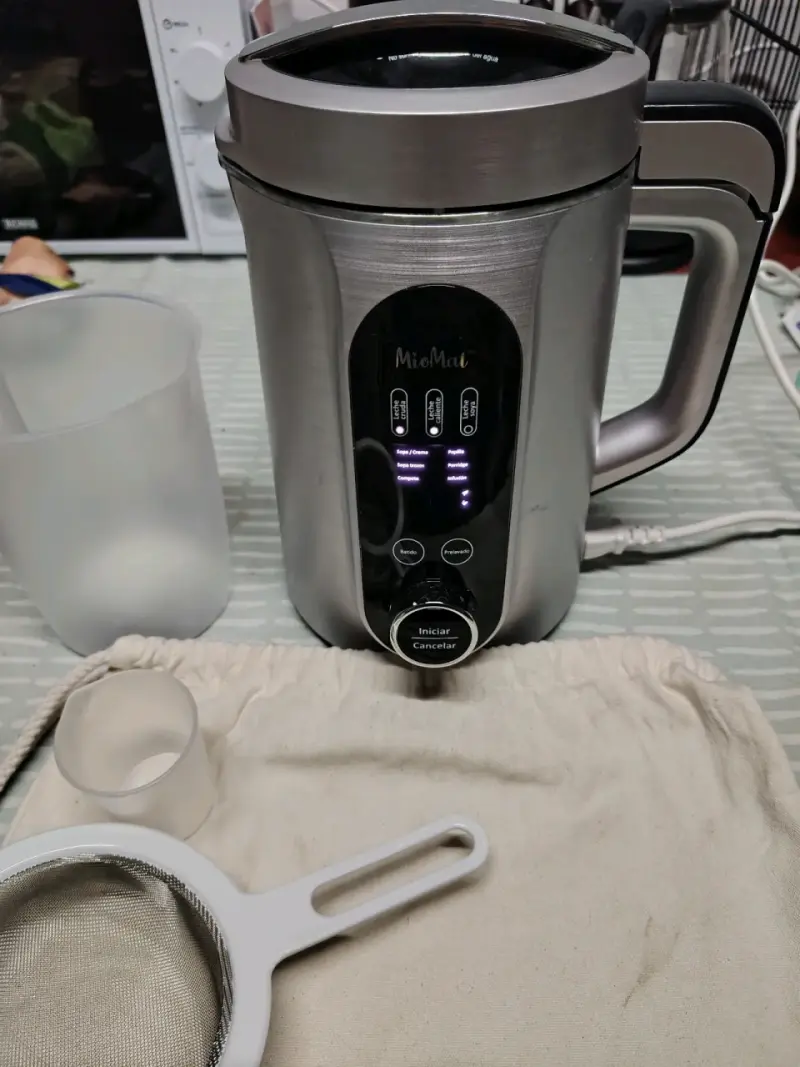 Licuadora MioMat Pro multifunción - 2