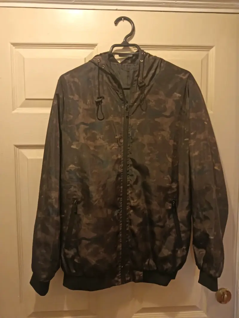 Chaqueta camuflaje con capucha - 1