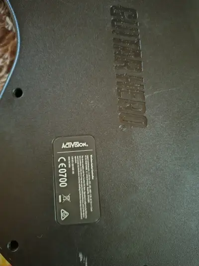 Guitarra juego guitar hero - miniatura 2