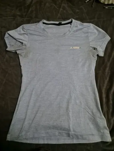 Polera celeste deportiva adidas Terrex - miniatura 1
