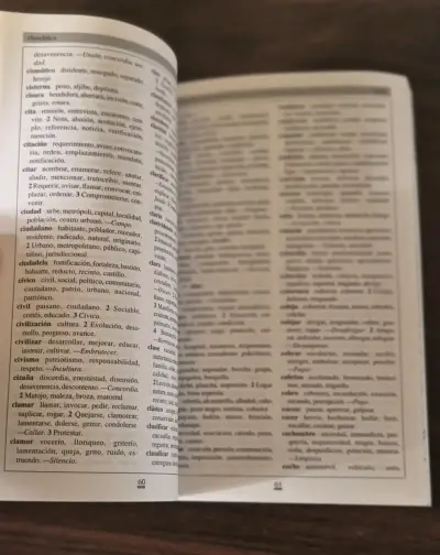 Diccionario de Sinónimos y Antónimos - miniatura 2