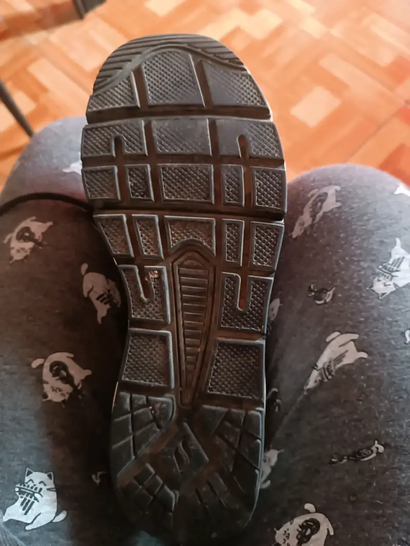 Zapatillas negras Skechers con diseño - 2