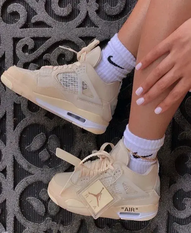 Zapatillas beige jordan originales