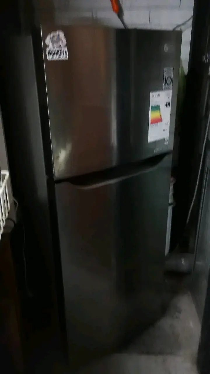 Refrigerador de dos puertas - 1