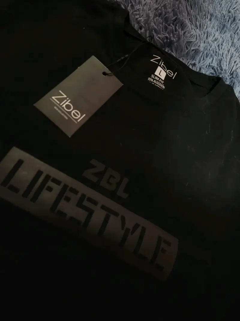 Polera negra Zibel nueva - 2