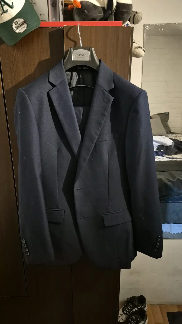 Traje azul marino para hombre - 1