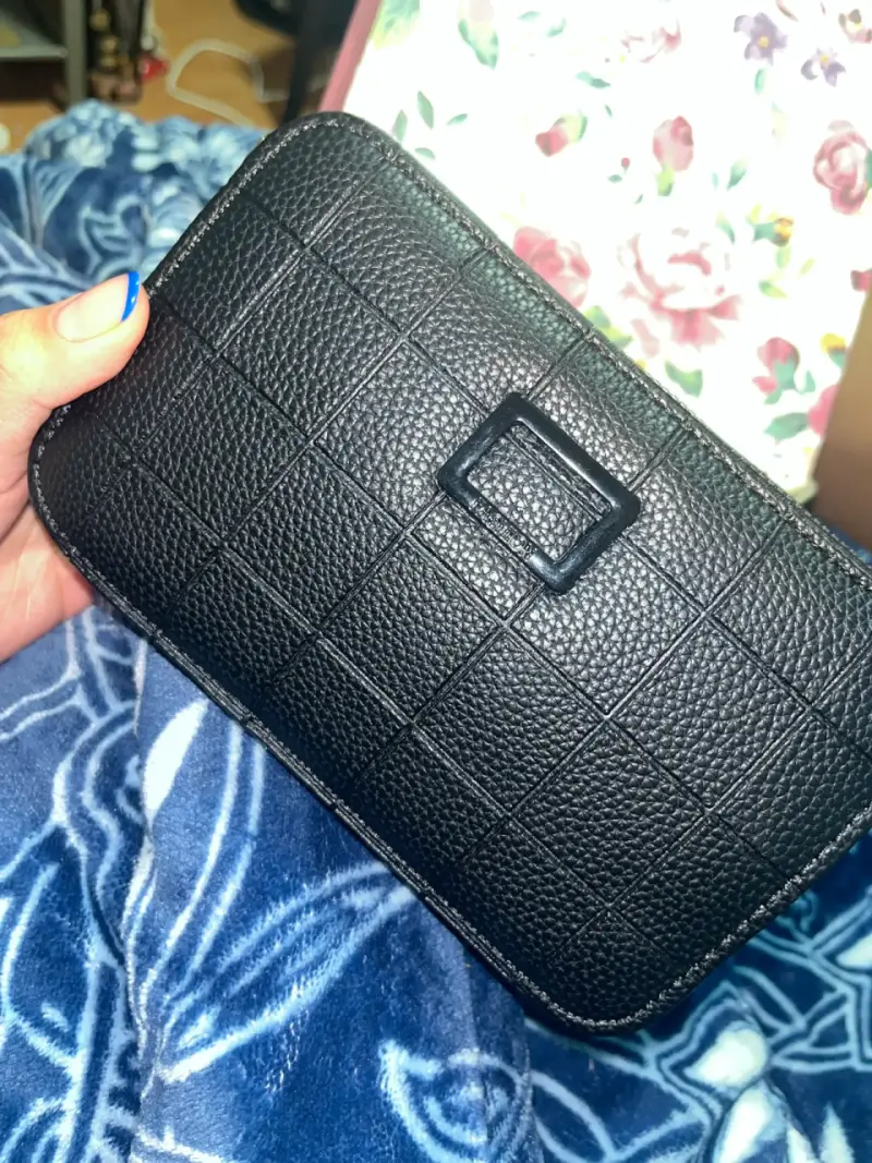 Cartera negra con correa - 4