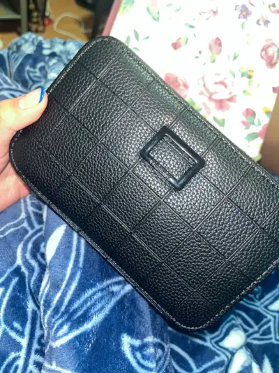 Cartera negra con correa - miniatura 4