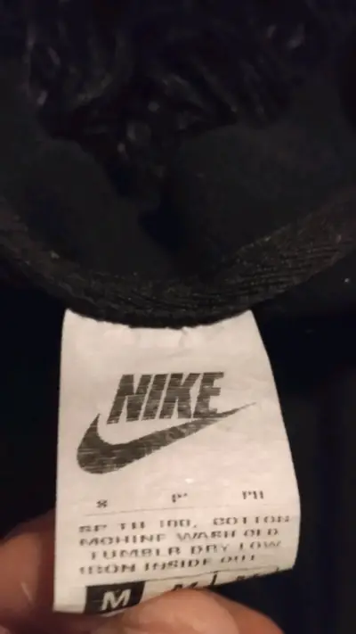 Polera negra Nike - miniatura 3