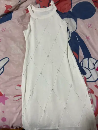 Vestido de punto blanco sin mangas - miniatura 1