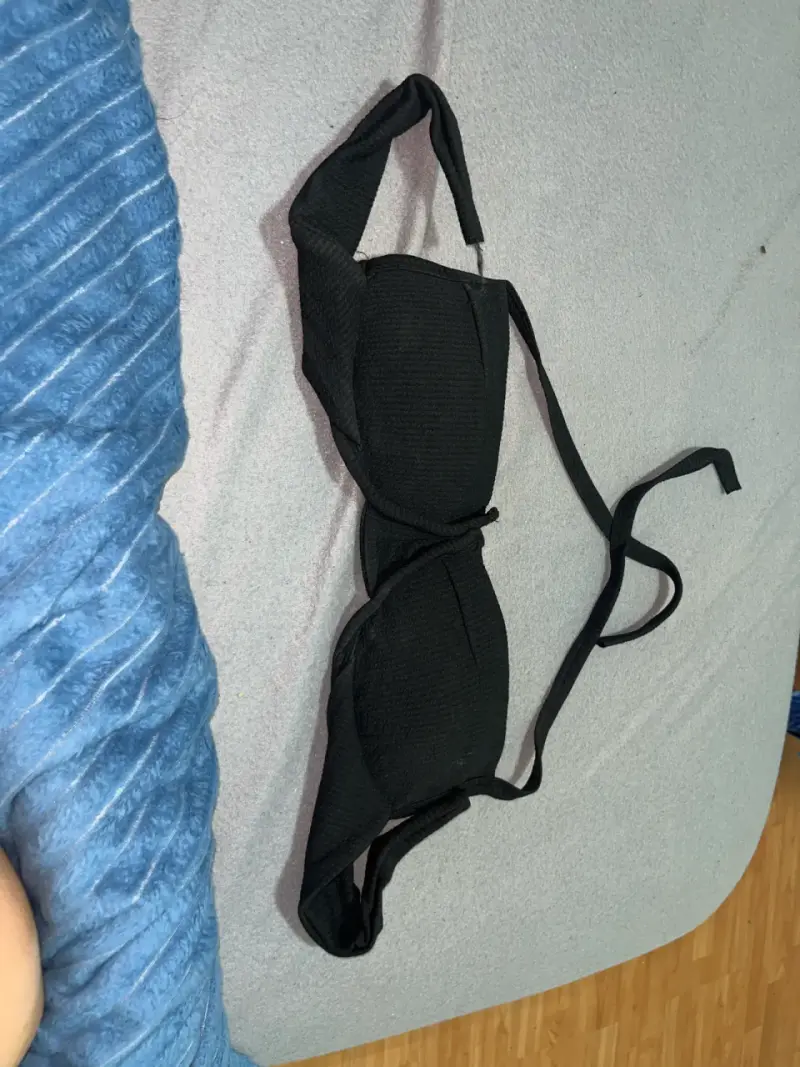 Bikini negro con textura - 1