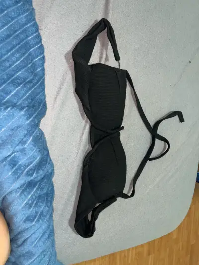 Bikini negro con textura - miniatura 1