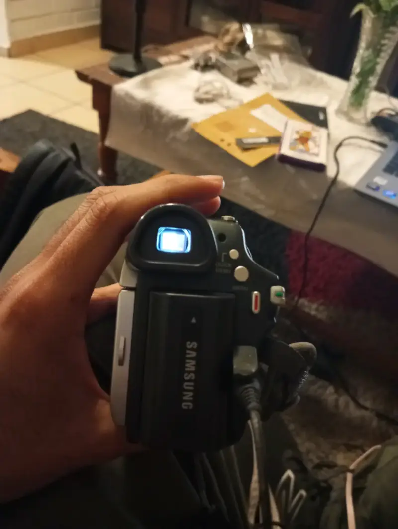 Videocámara MiniDV Samsung SC-D366 + Accesorios + - 5