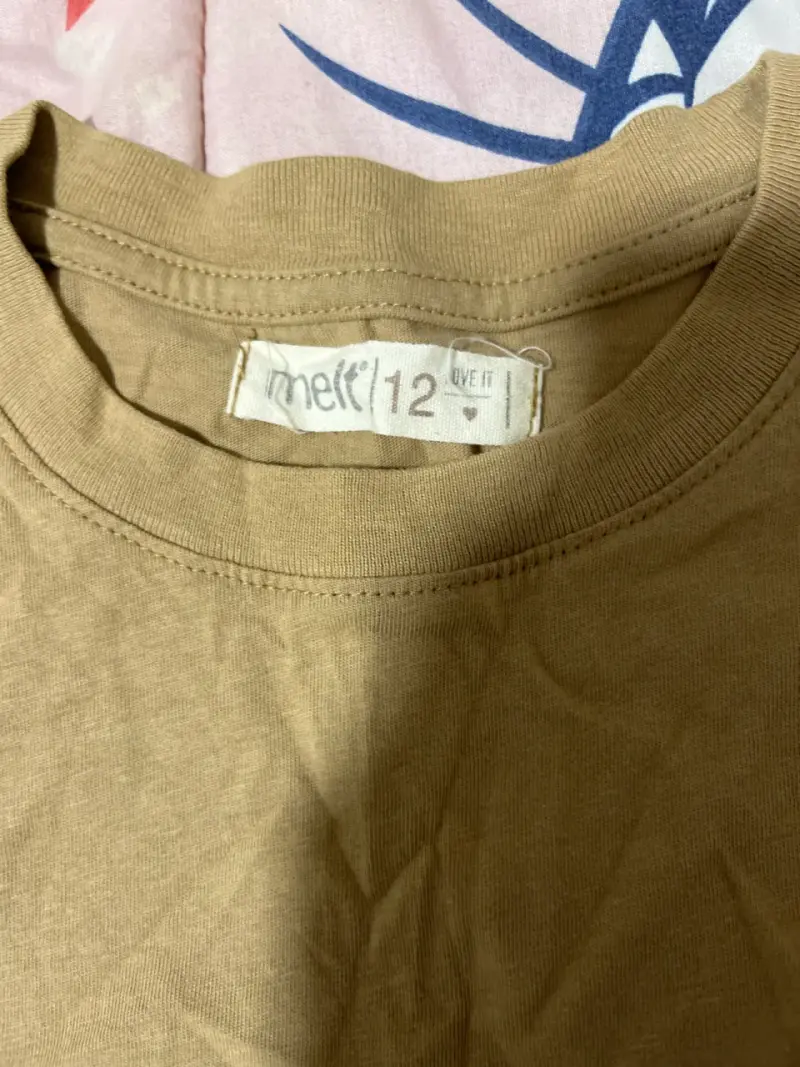 Polera beige con volantes - 2
