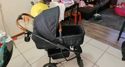 Coche de bebé Bebesit negro - miniatura 4