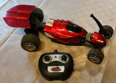 Auto a control remoto rojo (Xcorpion) - miniatura 1