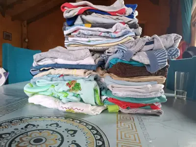 Vendo lote de ropita de bebé - miniatura 6