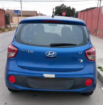 Hyundai i10 2019, 1.2      91.000km - miniatura 3