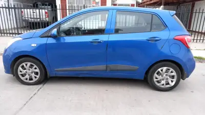 Hyundai i10 2019, 1.2      91.000km - miniatura 4