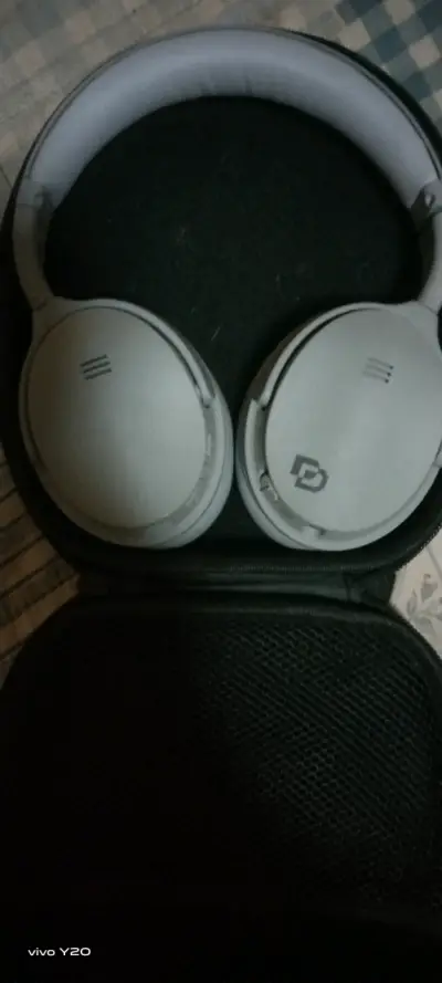 Audífonos over-ear con estuche - miniatura 3