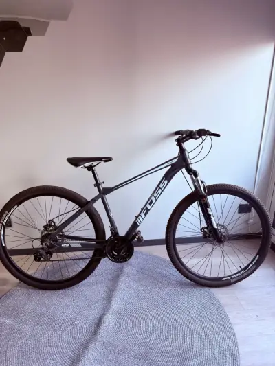 Bicicleta de montaña FOSS negra - miniatura 2