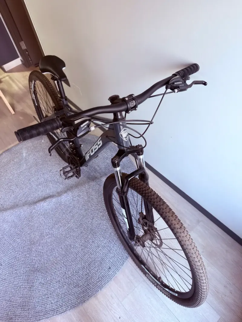 Bicicleta de montaña FOSS negra - 3