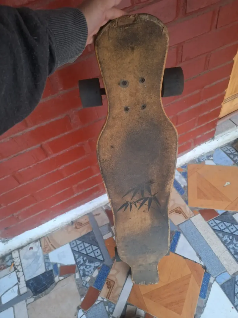 Longboard en estado usado - 1