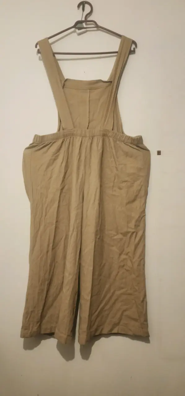 Jumpsuit beige de lino