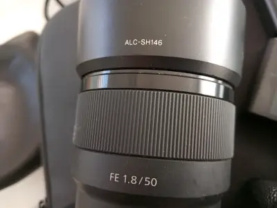 Cámara Sony A7SII + 3 baterías, 2 cargador y lent - miniatura 2