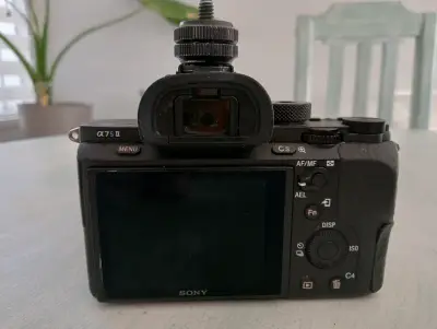 Cámara Sony A7SII + 3 baterías, 2 cargador y lent - miniatura 5