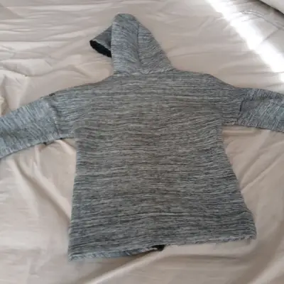 POLERON ADIDAS NIÑO TALLA 7-8 - miniatura 4