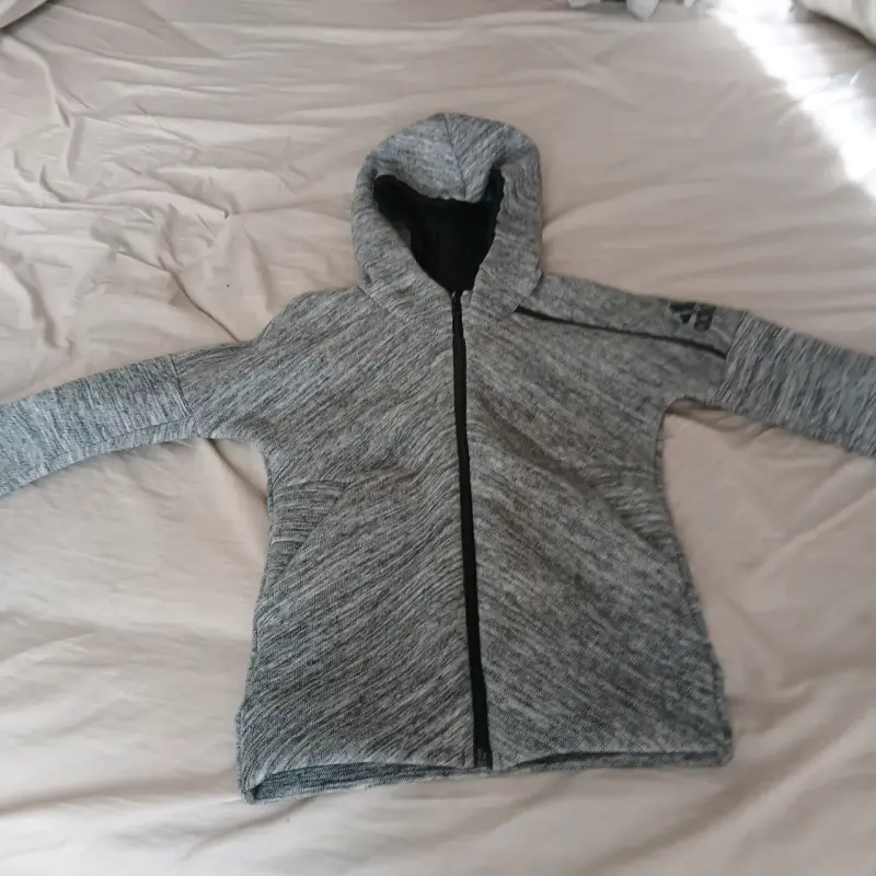 POLERON ADIDAS NIÑO TALLA 7-8 - 6