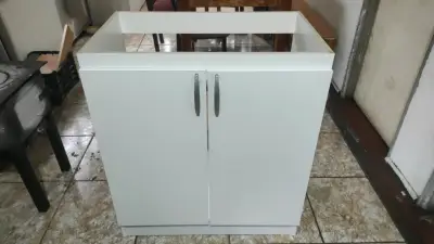 Base de mueble blanca - miniatura 3